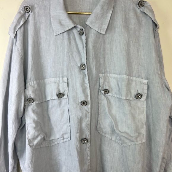 Baci Grey Linen Button Down Top, Large - Picture 2 of 5